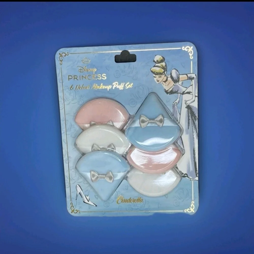 Disney Cinderella Complexion Palette Beauty Puff Bundle NWT